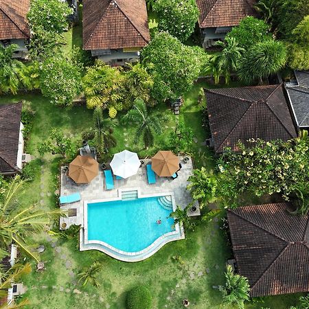 Di Abian Resort Amed Buitenkant foto