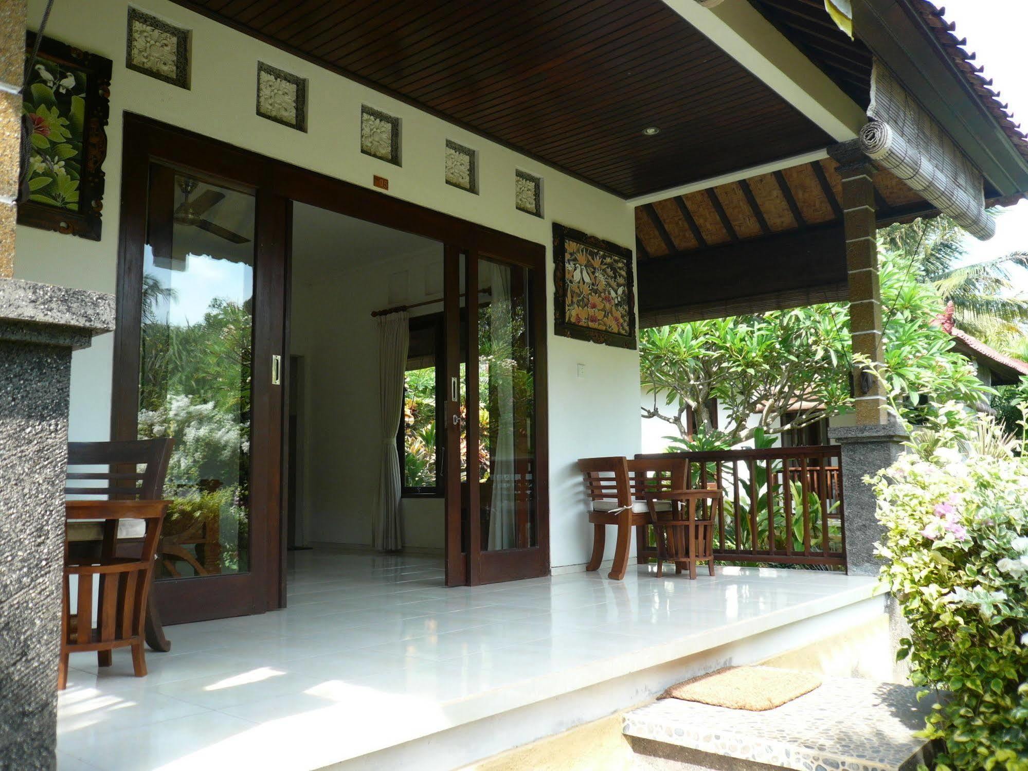 Di Abian Resort Amed Buitenkant foto